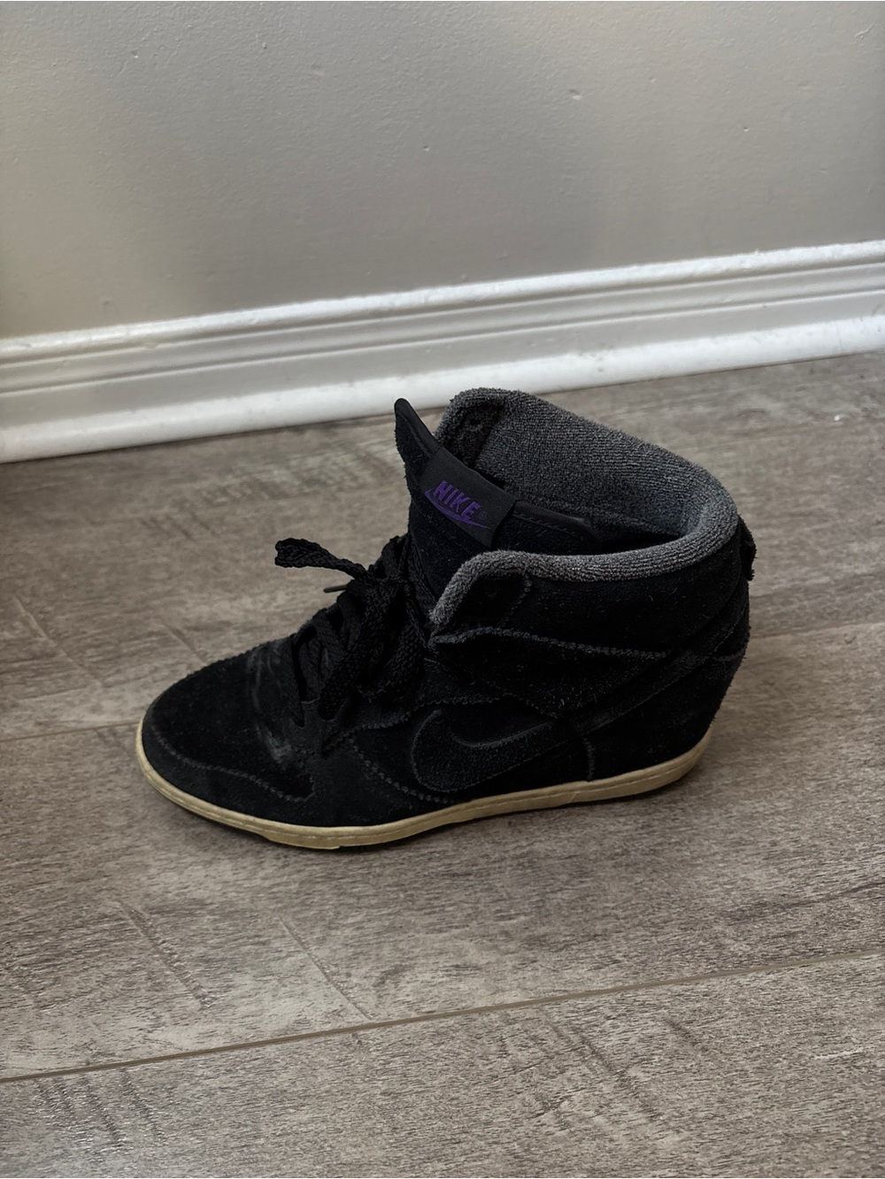 Nike Women's Black & Purple Wedge High-Top Sneakers